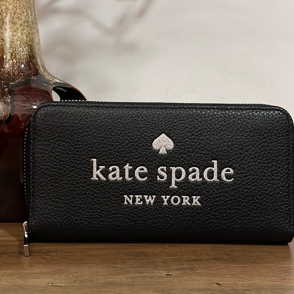 Kate Spade glitter on large continental wallet - Picture 1 of 13
